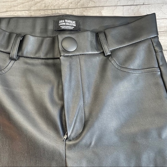 Zara faux leather legging trouser button pant - Picture 2 of 5